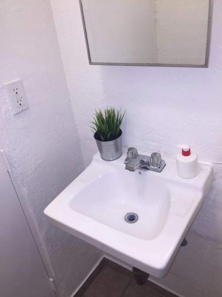 Hollywood Deluxe Suites Los Angeles Ngoại thất bức ảnh