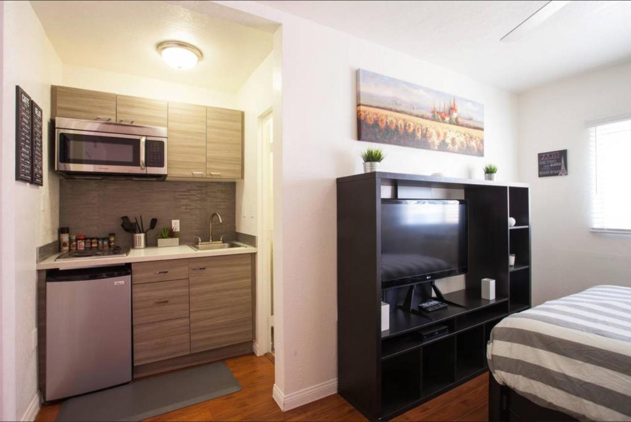 Hollywood Deluxe Suites Los Angeles Ngoại thất bức ảnh